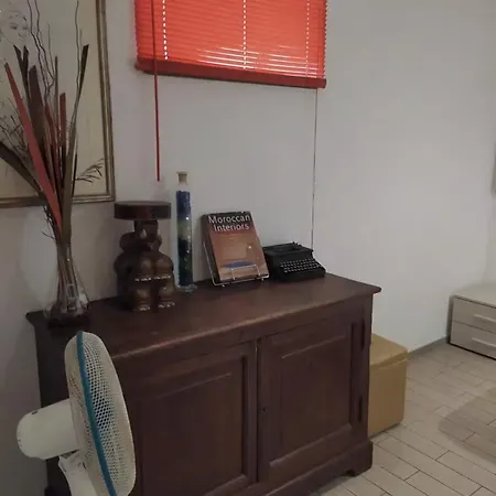 Garbatella Seminterrato * Roma