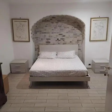 Апартаменты Garbatella Seminterrato